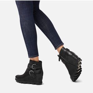 Sorel Joan of Artic Wedge II Buckle Boot